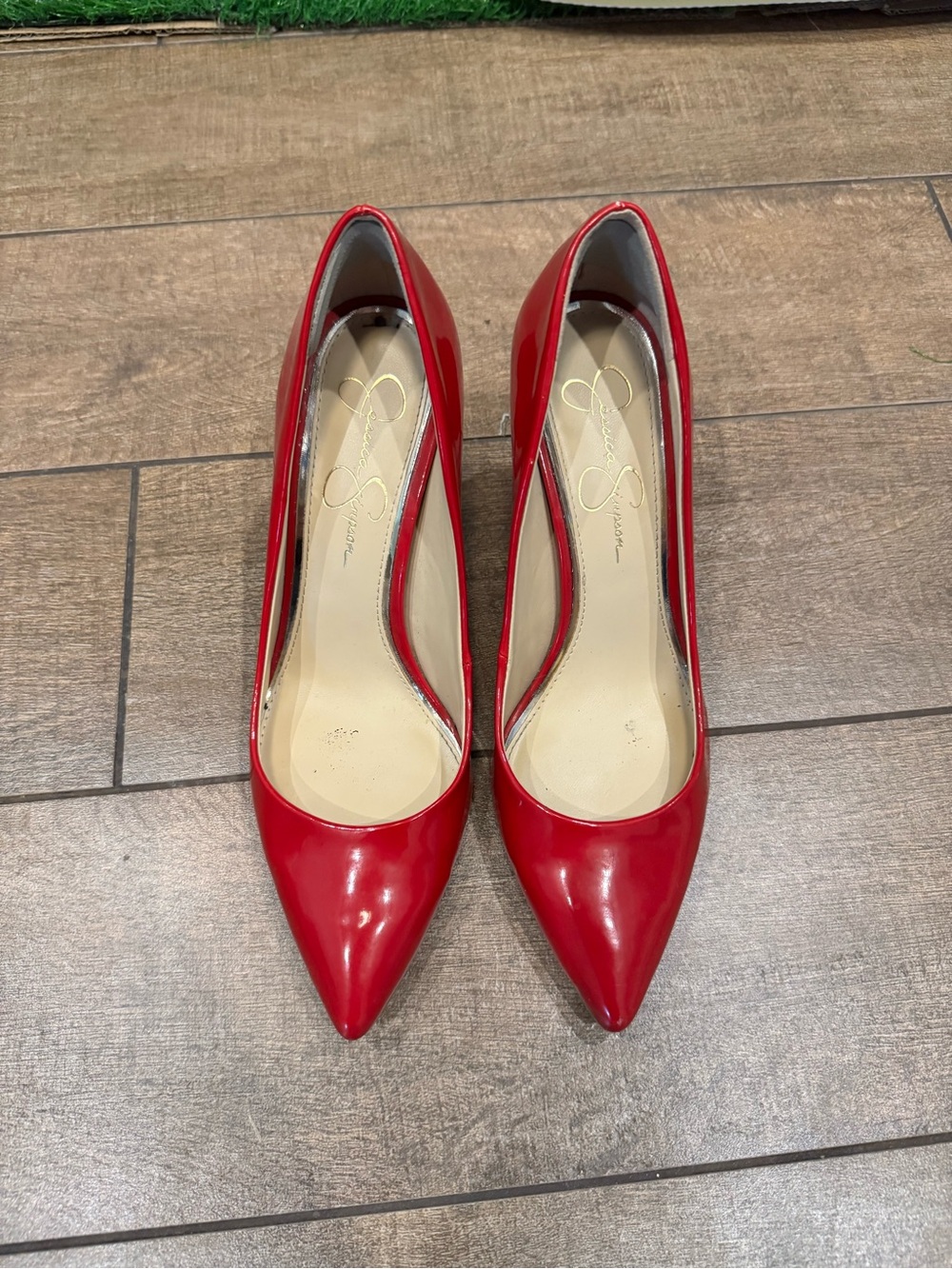Jessica Simpson Red Patent Pointed Toe Heels size 8.5